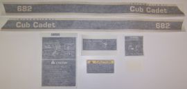 Cub Cadet 682 Restoration Decal Set